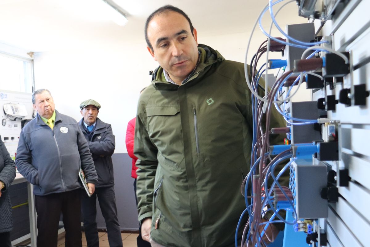 Linares se adjudica Proyecto de Equipamiento TP